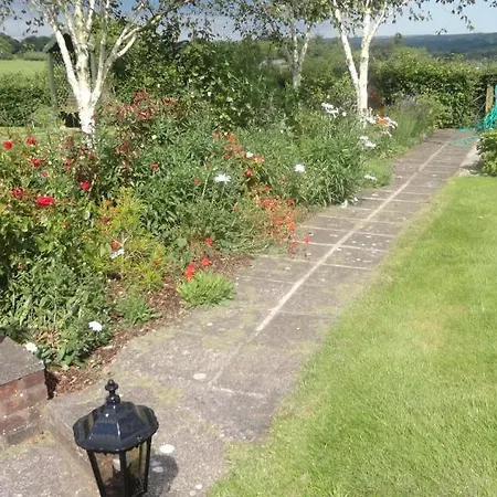 Bed & Breakfast Westwood 4*